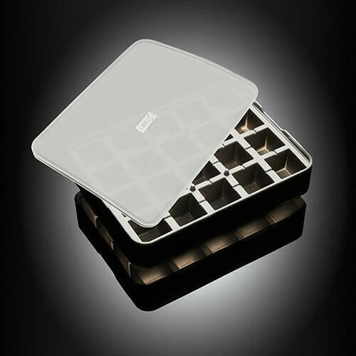 Isbitsform för 3x3 cm isbitar LU240705 by LURch color Svart