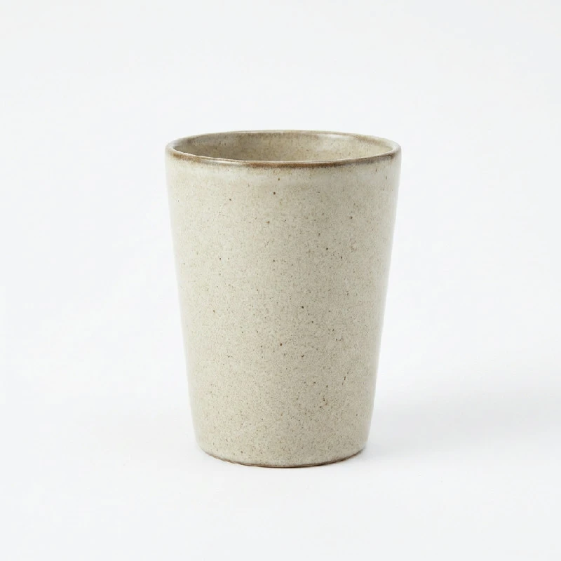 Mugg utan öra Ø 10 cm - Sandfärgat stengods 5010990 by stentøj color Svart