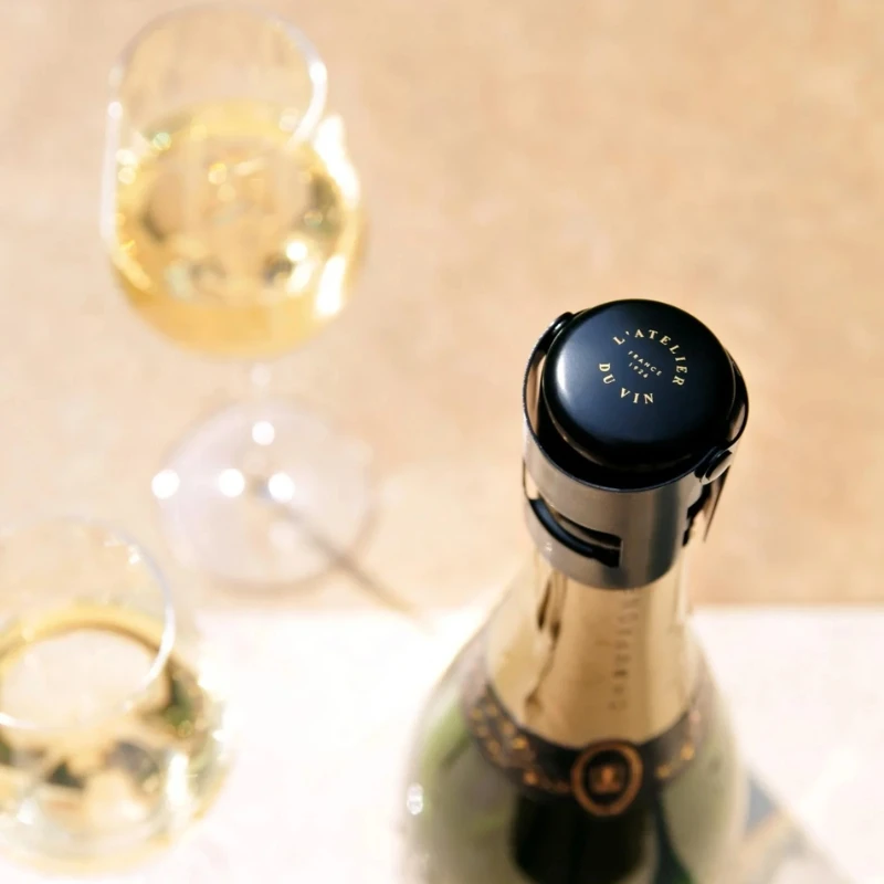 Bouchon Gard'Bulles Métal – champagneförslutare 95681 by L'Atelier du Vin color Svart
