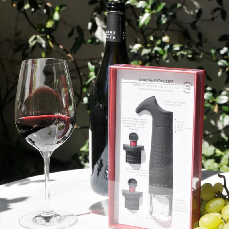 Gard'Vin ON/OFF vakuumpump för vin 95382 by L'Atelier du Vin color Svart