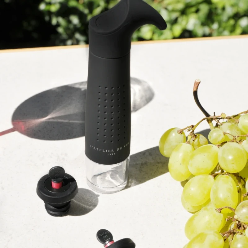 Gard'Vin ON/OFF vakuumpump för vin 95382 by L'Atelier du Vin color Svart