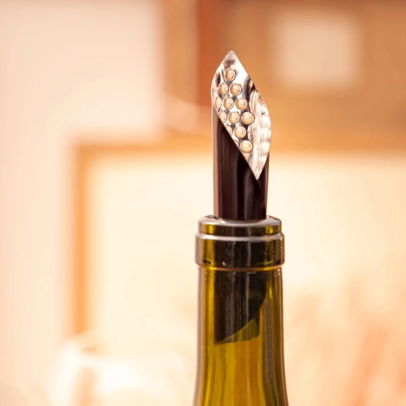 Verseur Aérateur Souple Silver & Black – vinhällare 95506 by L'Atelier du Vin color Svart