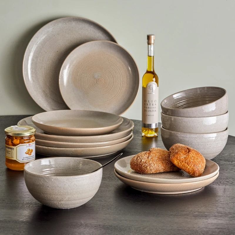 Taupe Servisset, Grå, Stengods 4 x 3 st 82060575 by Bloomingville color Svart