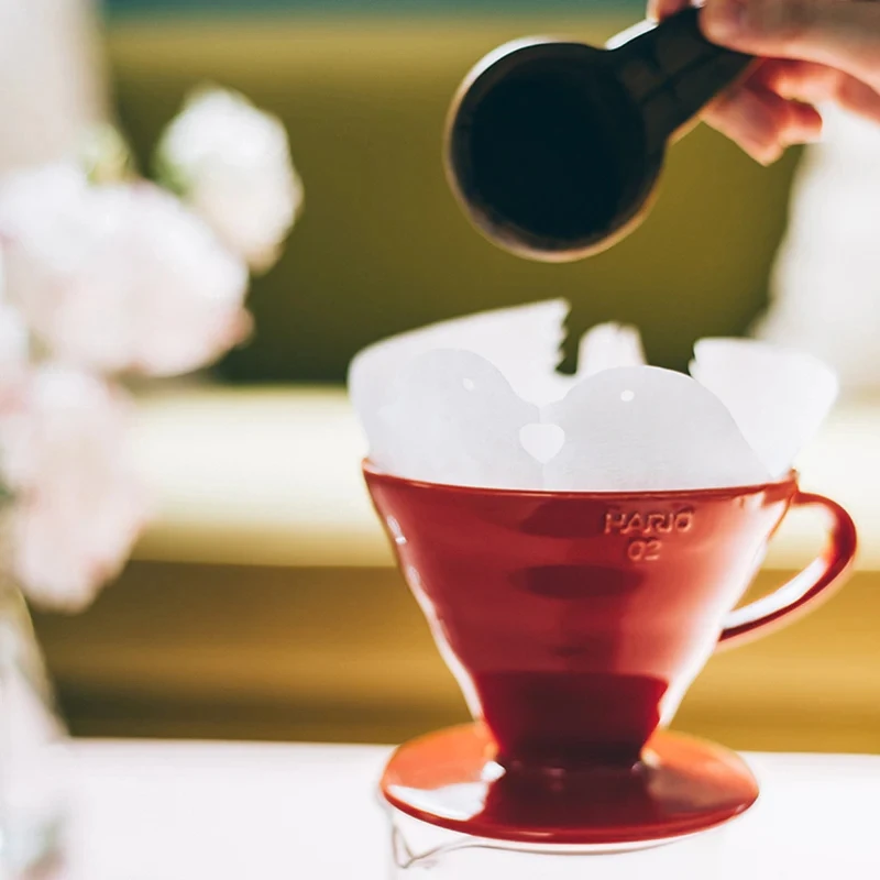 V60 Kaffedripper 02 Keramik / Röd - Hario VDCR-02-R by Hario color Svart