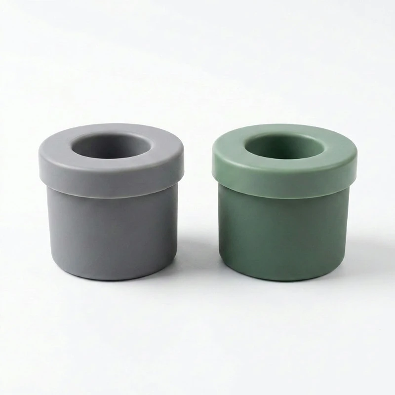 Cylinderformad isform i silikon 8,5x9x8 cm assorterad 9007216  color Svart