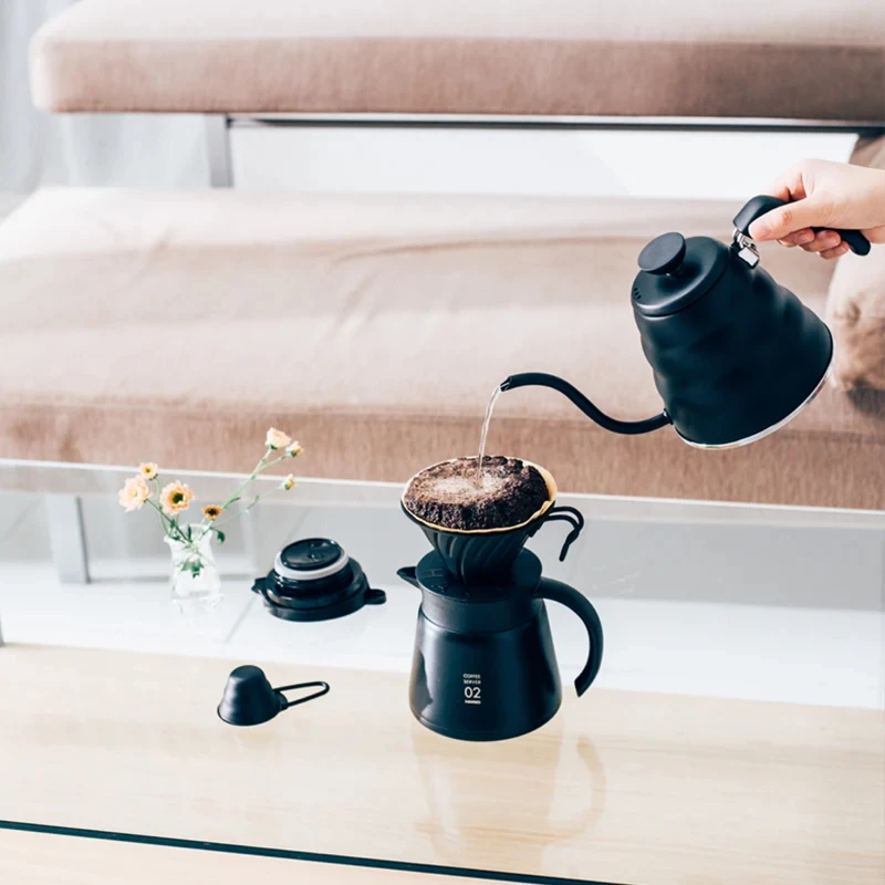 V60 Dripkanna "Buono" Matt Svart 800ml - Hario VKBR-120-MB  color Svart