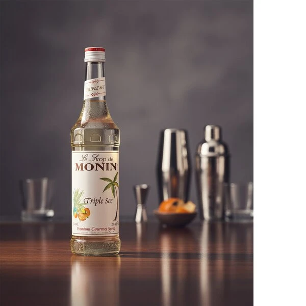 Monin Sirap Triple Sec FL 70 61020 by MONIN color Svart