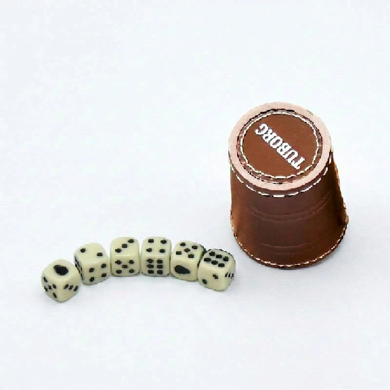 Tuborg tärningsbägare m/6 tärningar 801911 by TUBORG color Svart