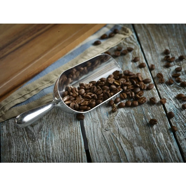 Aluminiumskopa 168 cl 202-10 by Genware color Svart