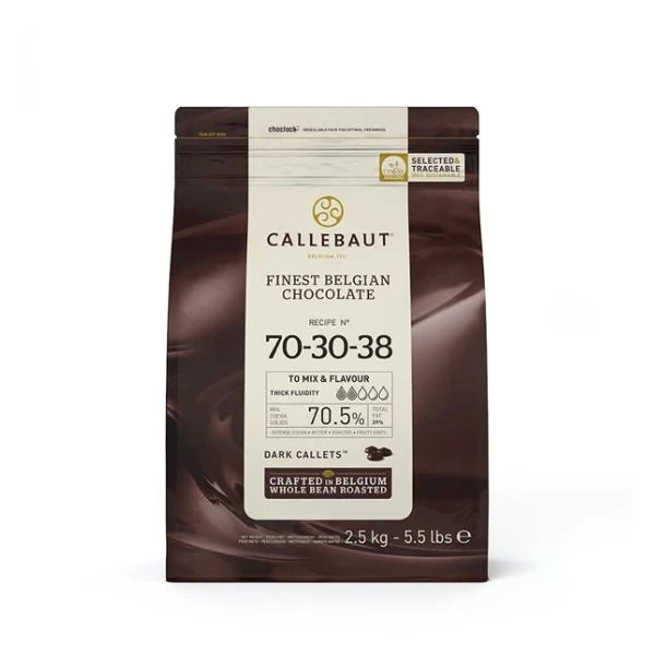 Mörka chokladknappar 70,5% Barry Callebaut 2,5 kg 61750 by Barry Callebaut color Svart