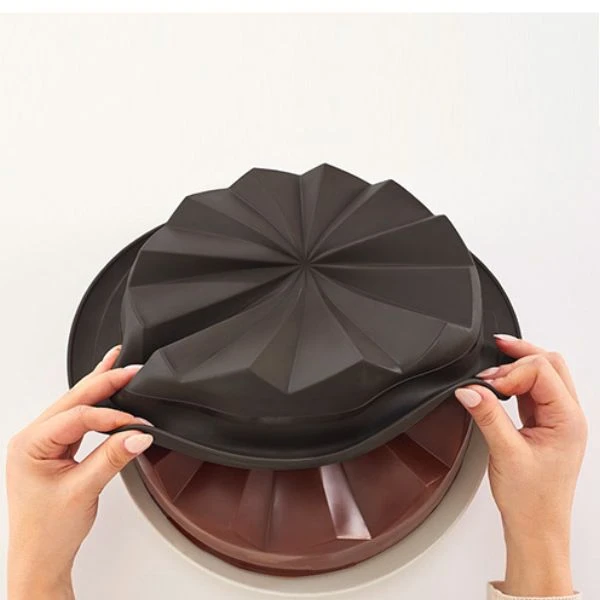 Lurch Flexiform Fancy Cake LU85032 by LURch color Svart