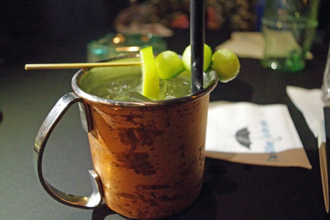 RECEPT PÅ MOSCOW MULE OCH HISTORIEN BAKOM
